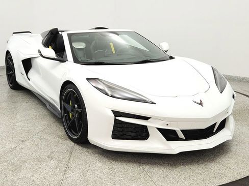 Used 2024 Chevrolet Corvette E-Ray AWD/4WD image 7
