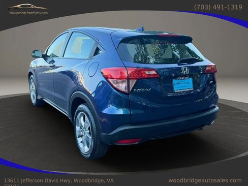Used 2017 Honda HR-V LX image 7