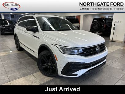 Used 2024 Volkswagen Tiguan SE R-Line