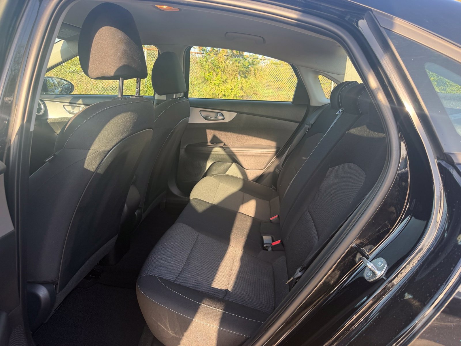 Used 2024 Kia Forte LXS w/ LXS Technology Package FWD image 11