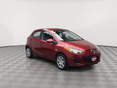 Used 2014 MAZDA MAZDA2 Sport FWD image 21