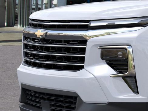 New 2025 Chevrolet Traverse LT w/ LPO, Floor Liner Package image 13