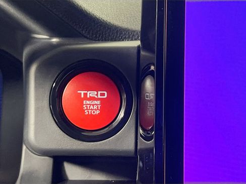 New 2025 Toyota Tacoma TRD Off-Road image 24