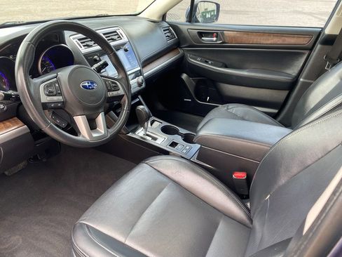 Used 2017 Subaru Outback 3.6R Limited image 13