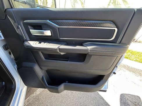 Used 2025 RAM 2500 Big Horn AWD/4WD image 35
