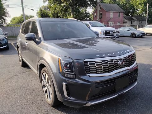 Used 2020 Kia Telluride S FWD image 12