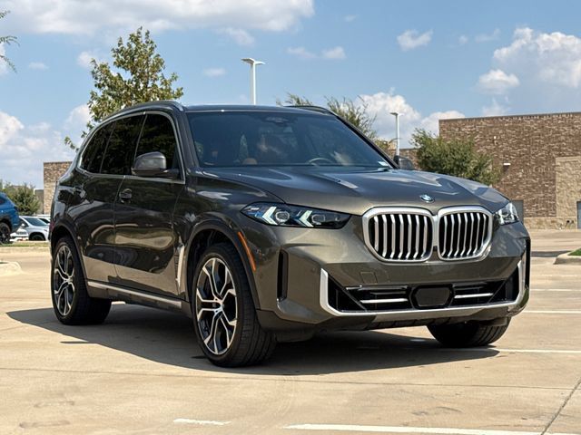 Used 2025 BMW X5 xDrive40i AWD/4WD image 4