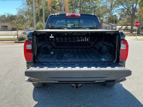 Certified 2024 GMC Canyon Elevation w/ Elevation Premium Package image 25