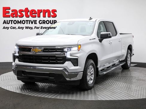 Used 2024 Chevrolet Silverado 1500 LT w/ Protection Package image 1