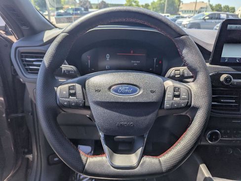 Used 2025 Ford Escape ST-Line Select AWD/4WD image 22