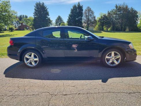 Used 2014 Dodge Avenger SE w/ Rallye Appearance Group FWD image 5
