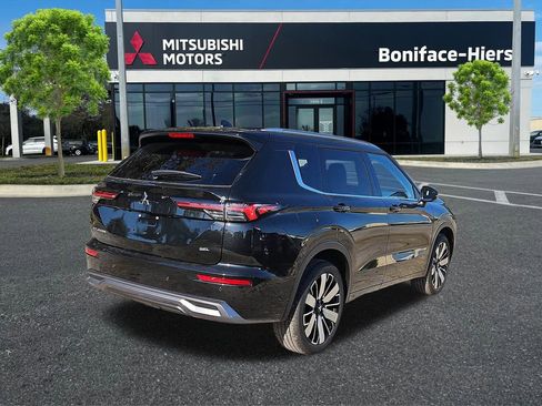 New 2026 Mitsubishi Outlander SEL FWD image 4