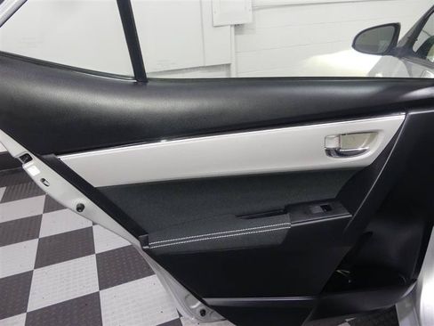 Used 2019 Toyota Corolla LE FWD image 24