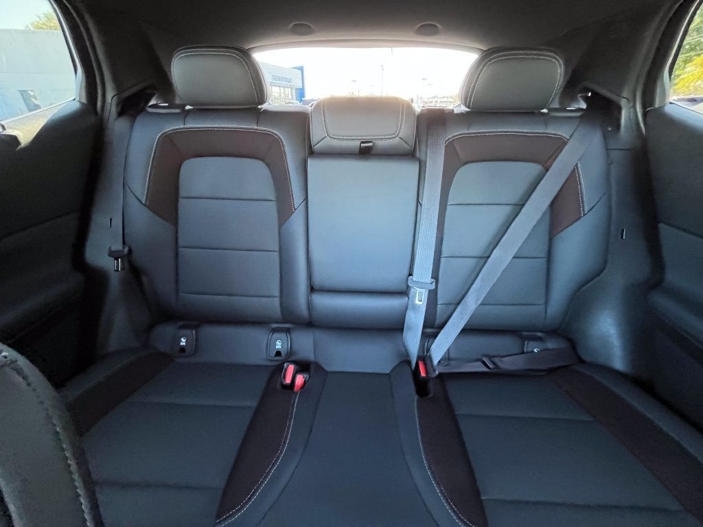 Certified 2024 Chevrolet Equinox EV RS FWD image 11