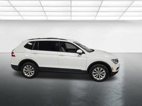 Used 2020 Volkswagen Tiguan S FWD image 3