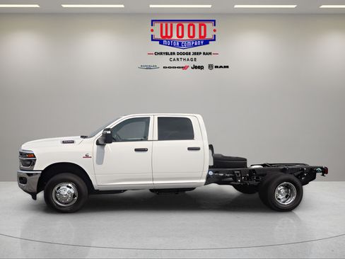 New 2026 RAM 3500 Tradesman w/ Chrome Appearance Group A AWD/4WD image 6