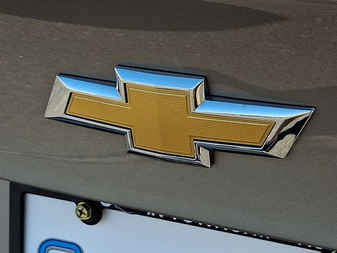 Used 2023 Chevrolet Malibu LT FWD image 30