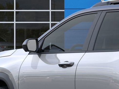 New 2026 Chevrolet Equinox LT image 12