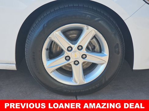 Used 2022 Chevrolet Malibu LT image 38