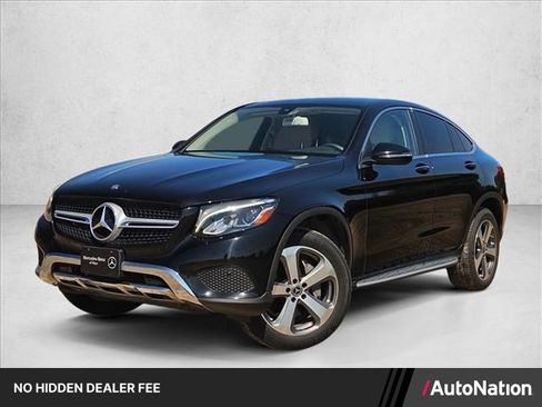 Used 2017 Mercedes-Benz GLC 300 4MATIC Coupe image 1