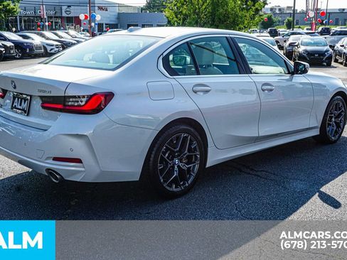Used 2025 BMW 330i Sedan RWD image 5