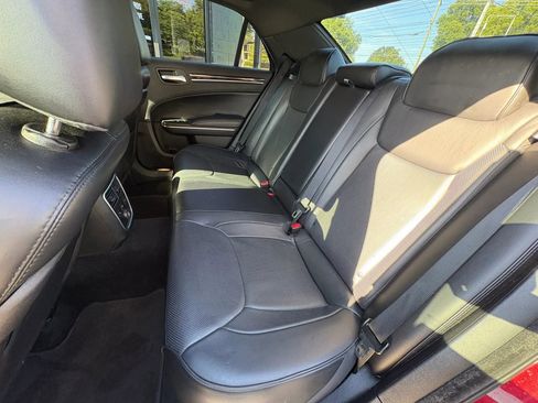Used 2014 Chrysler 300 C w/ Light Group RWD image 15
