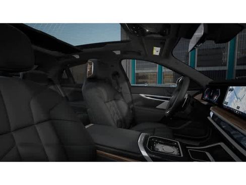 New 2025 BMW 760i xDrive image 9