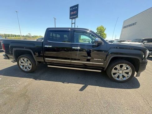 Used 2018 GMC Sierra 1500 Denali w/ Denali Ultimate Package AWD/4WD image 4