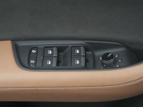 Used 2024 Audi RS Q8 AWD/4WD image 38