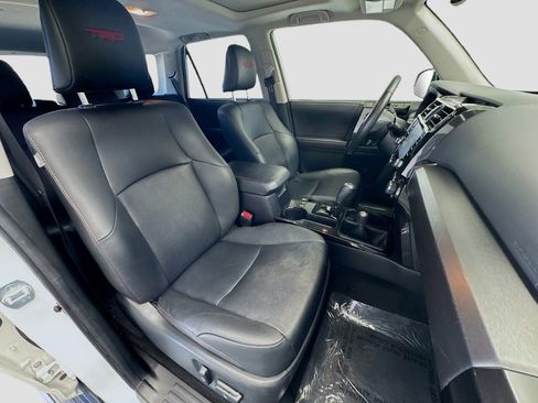Used 2021 Toyota 4Runner Venture image 21