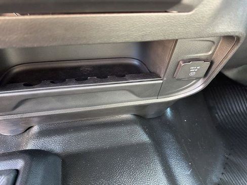 New 2024 RAM 3500 Tradesman w/ Chrome Appearance Group image 29