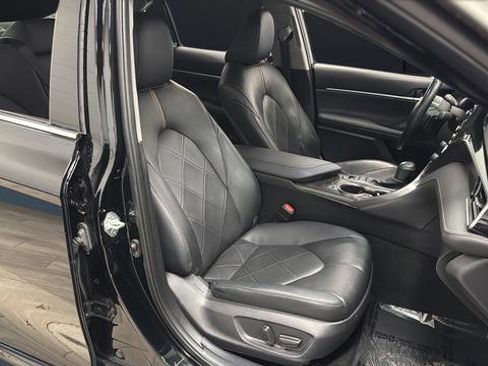 Used 2023 Toyota Camry XSE w/ Navigation Package image 22