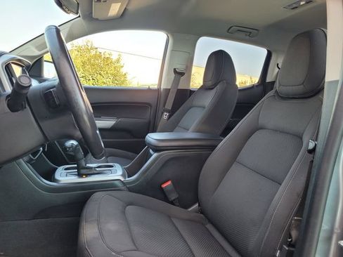 Used 2021 Chevrolet Colorado LT RWD image 12