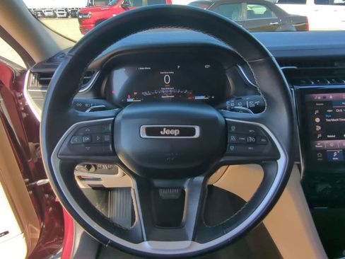 Certified 2021 Jeep Grand Cherokee L Limited AWD/4WD image 22
