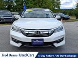 Used 2017 Honda Accord Touring image 3