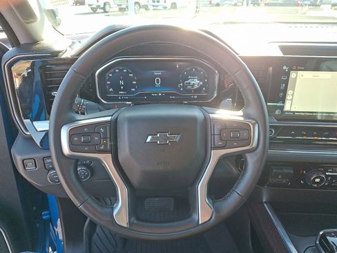 Used 2024 Chevrolet Silverado 1500 LT Trail Boss w/ LT Trail Boss Premium Package image 19