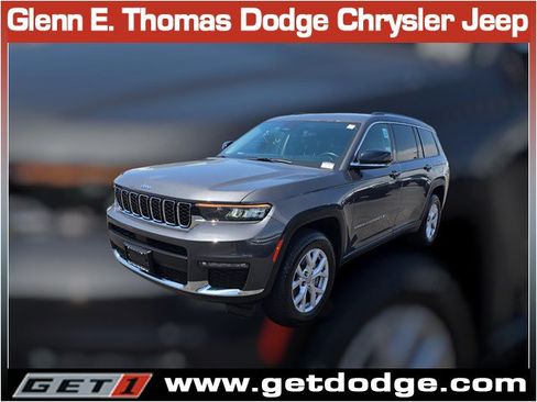 Certified 2022 Jeep Grand Cherokee L Limited w/ Trailer Tow Group (B) RWD image 3