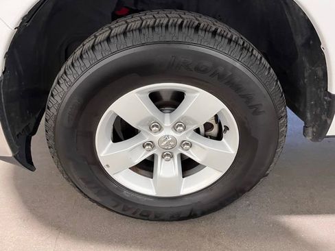 Used 2024 RAM 1500 Classic SLT image 28