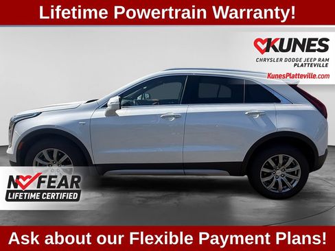 Used 2023 Cadillac XT4 Premium Luxury w/ Enhanced Visibility Package AWD/4WD image 4