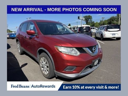 Used 2016 Nissan Rogue S AWD/4WD image 1