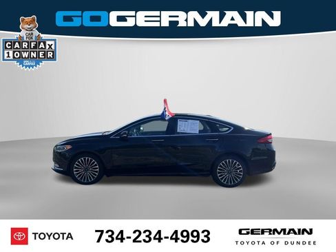 Used 2017 Ford Fusion SE w/ Fusion SE Technology Package AWD/4WD image 11