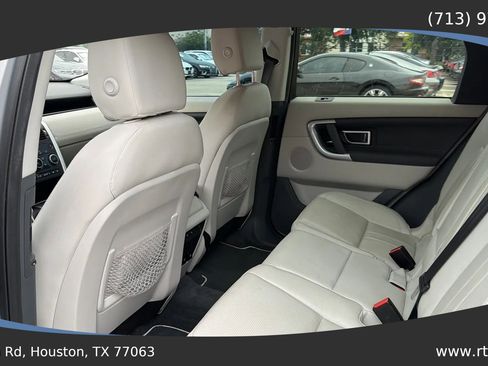 Used 2018 Land Rover Discovery Sport HSE image 23