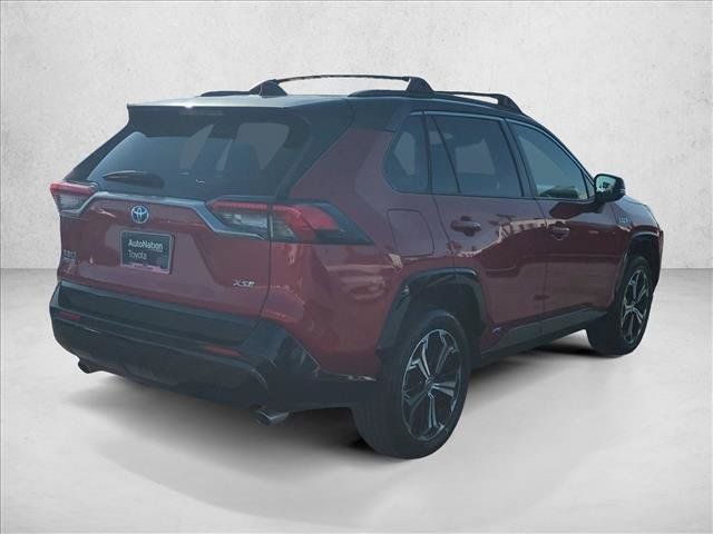 Used 2024 Toyota RAV4 XSE w/ Weather Package AWD/4WD image 5
