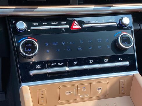 New 2026 Hyundai Santa Fe Calligraphy AWD/4WD image 17