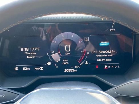 Used 2025 GMC Acadia AT4 AWD/4WD image 16