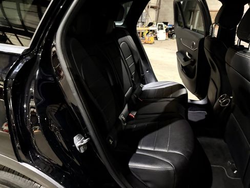 Used 2018 Mercedes-Benz GLC 300 image 20