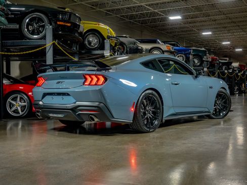 Used 2024 Ford Mustang GT Premium image 18