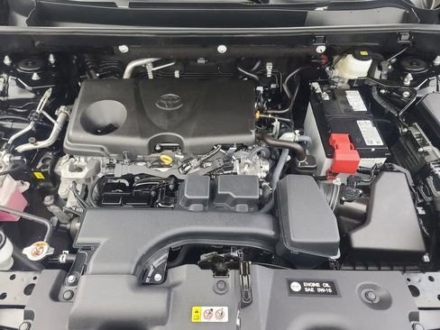 Used 2025 Toyota RAV4 XLE image 37