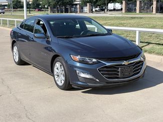 Used 2022 Chevrolet Malibu LT FWD video 1