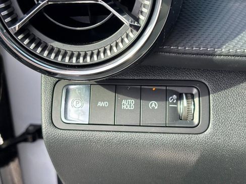 New 2026 Chevrolet Equinox LT image 12